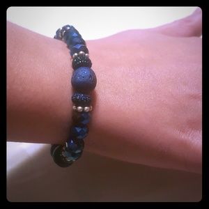 A peacock bead bracelet
